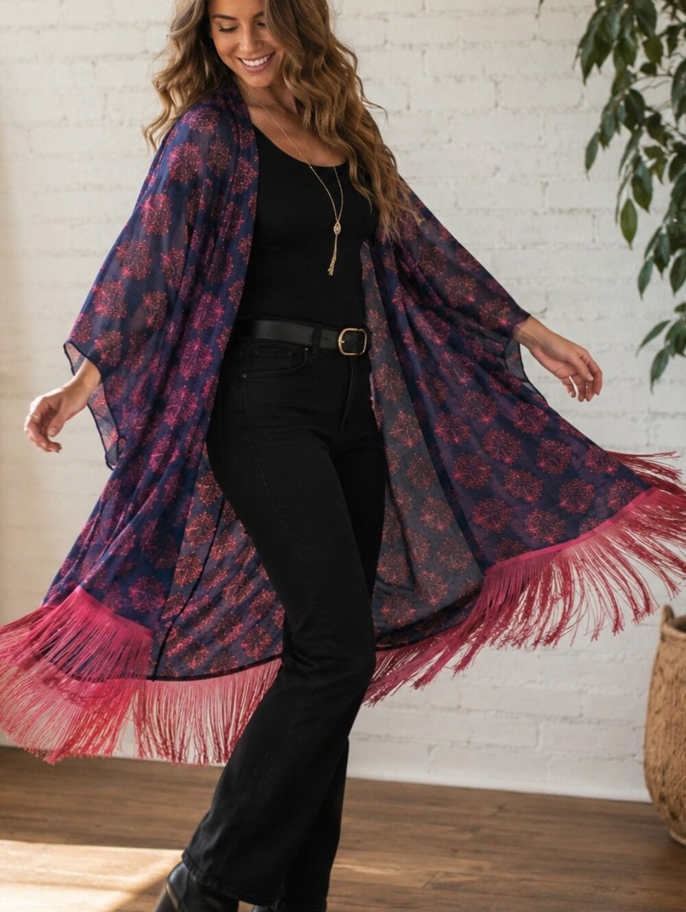 Nwt Lularoe Monroe Kimono  With Fringe Large